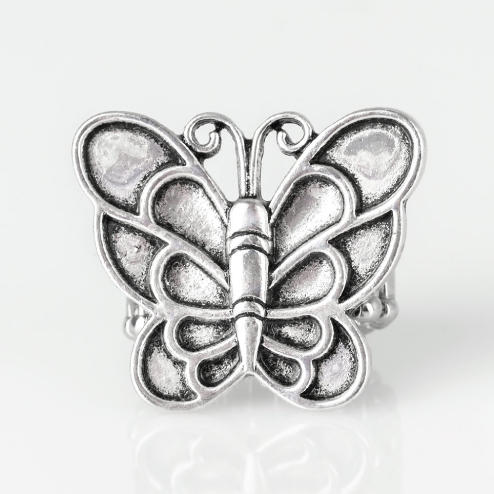 Paparazzi Butterfly Ring BNWT Stretchy Back Silver